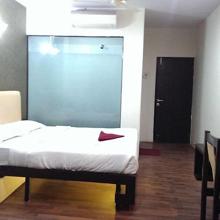 Hotel Enzo International Bangalore Extérieur photo