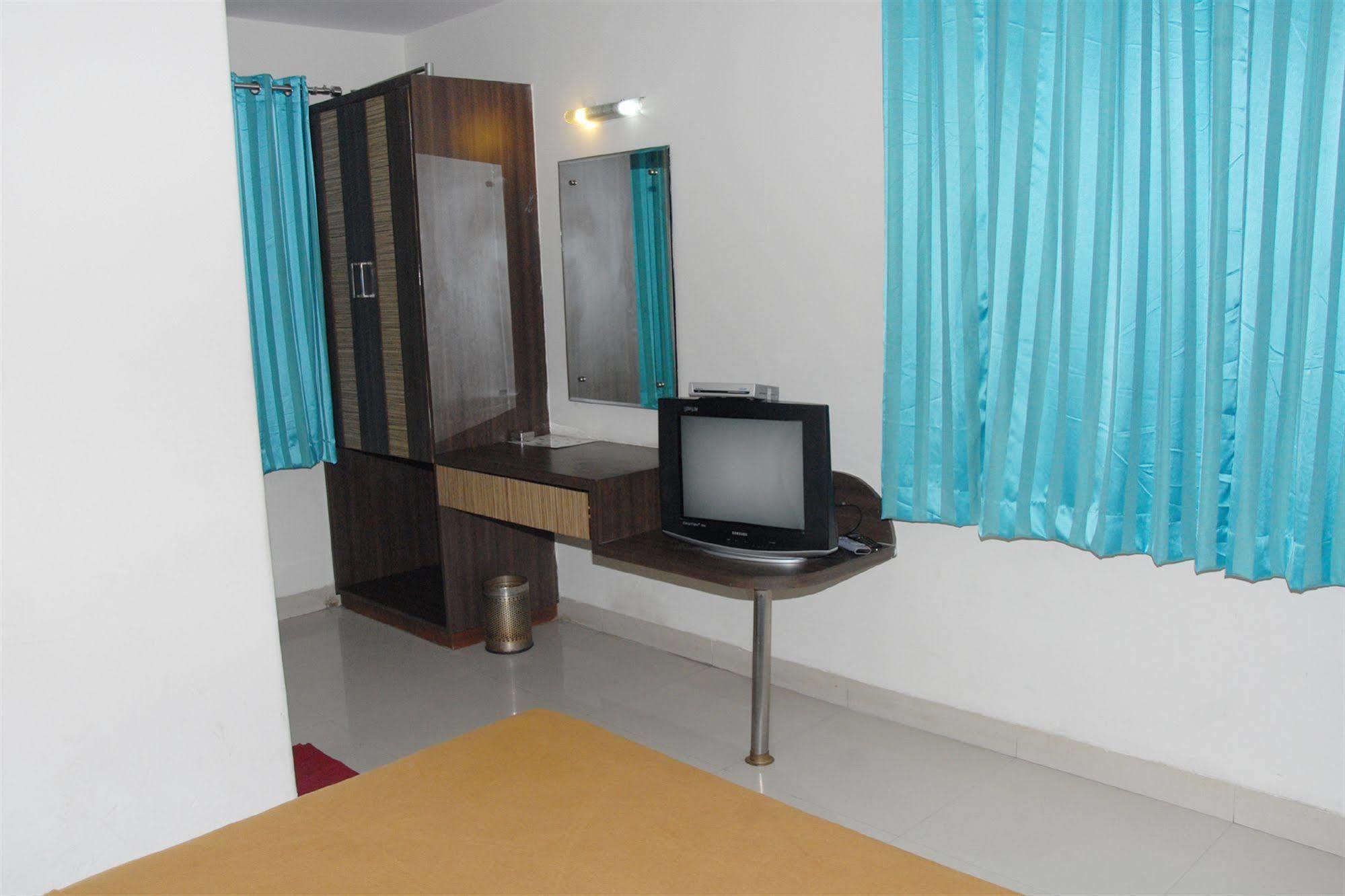 Hotel Enzo International Bangalore Extérieur photo