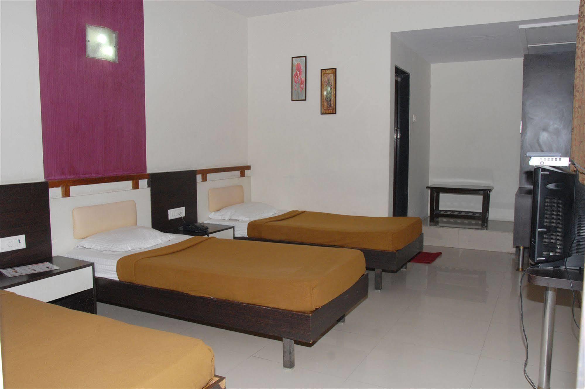 Hotel Enzo International Bangalore Extérieur photo